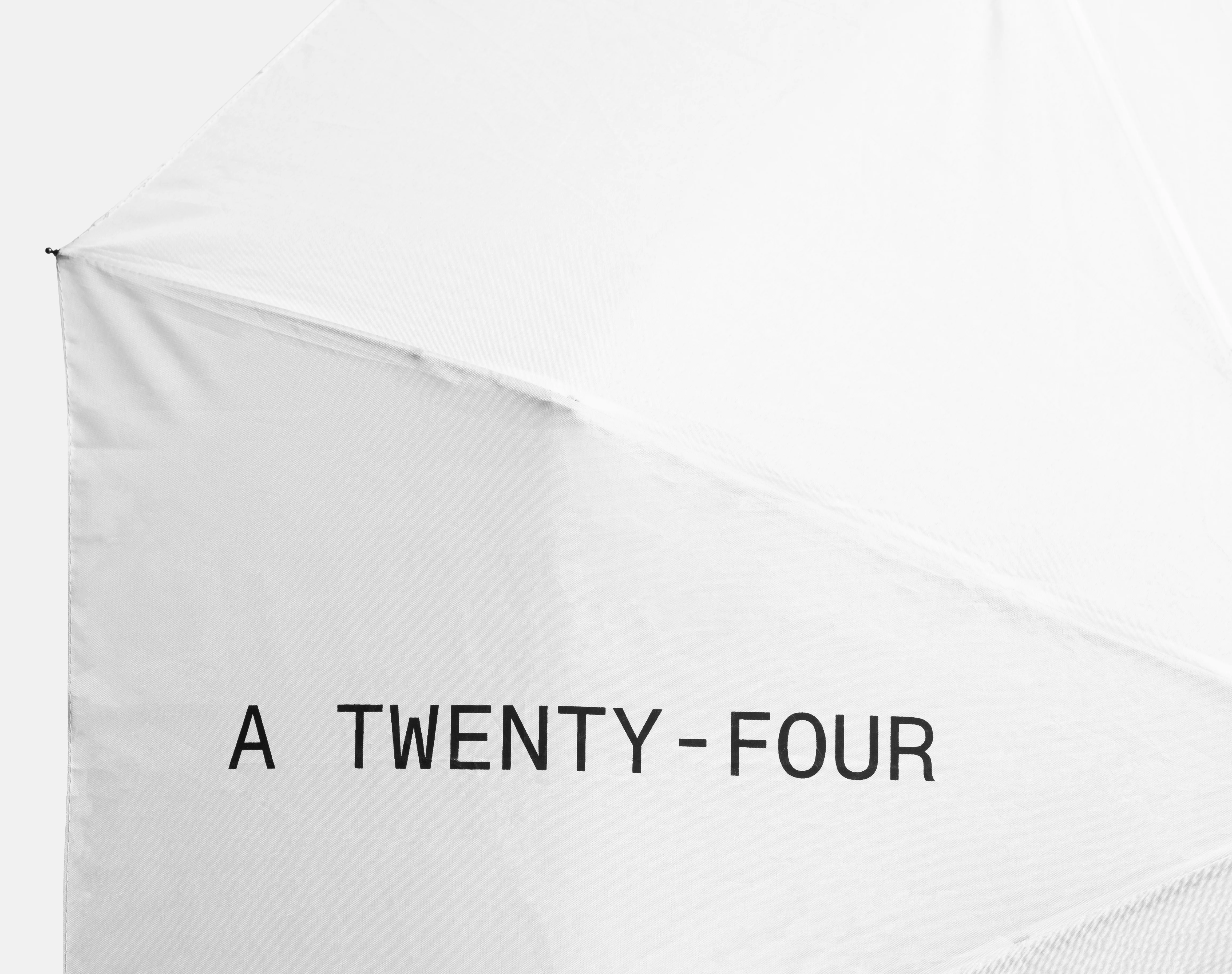 White Travel Umbrella - Image 3